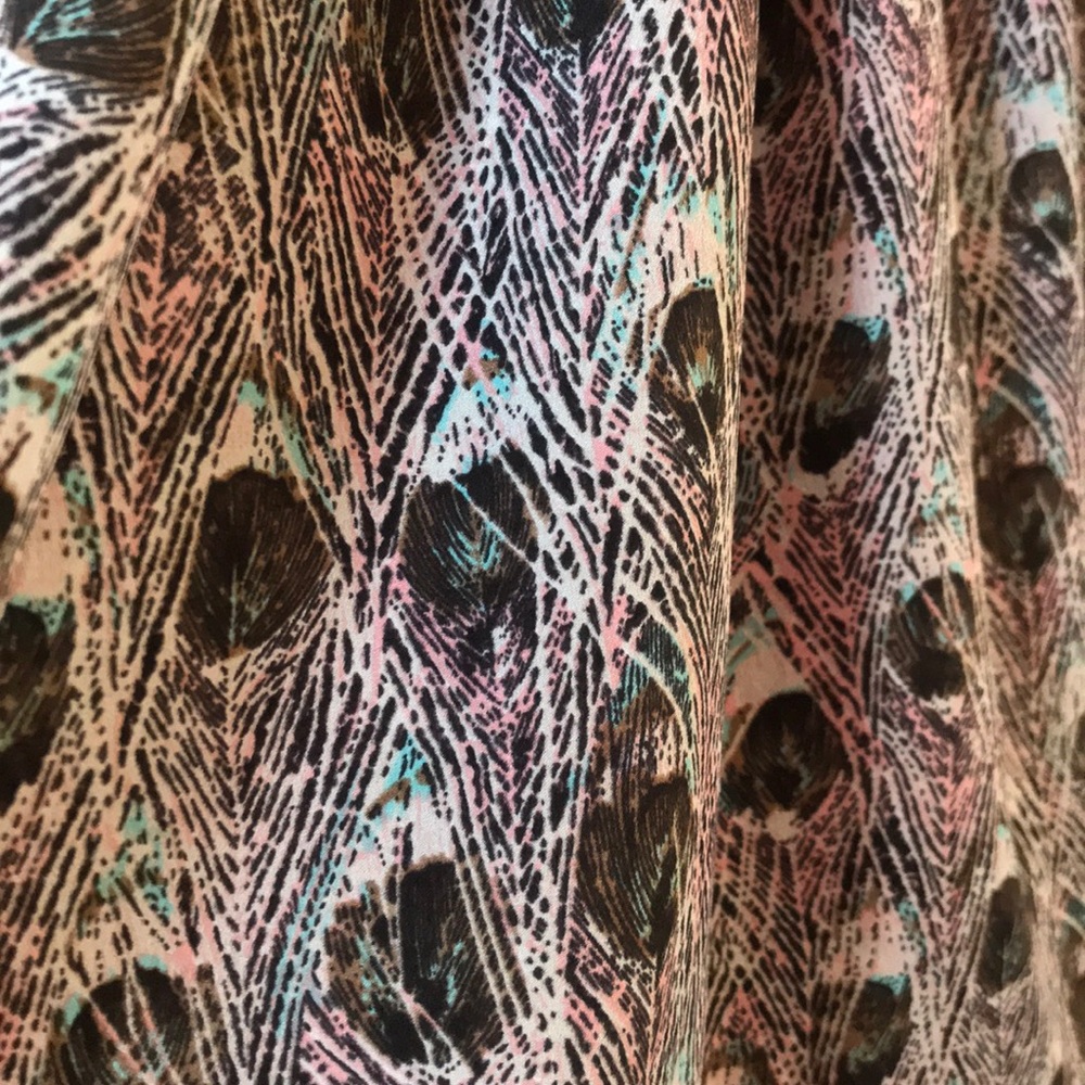 Peacock-patterned Dress - Picture 3 of 5